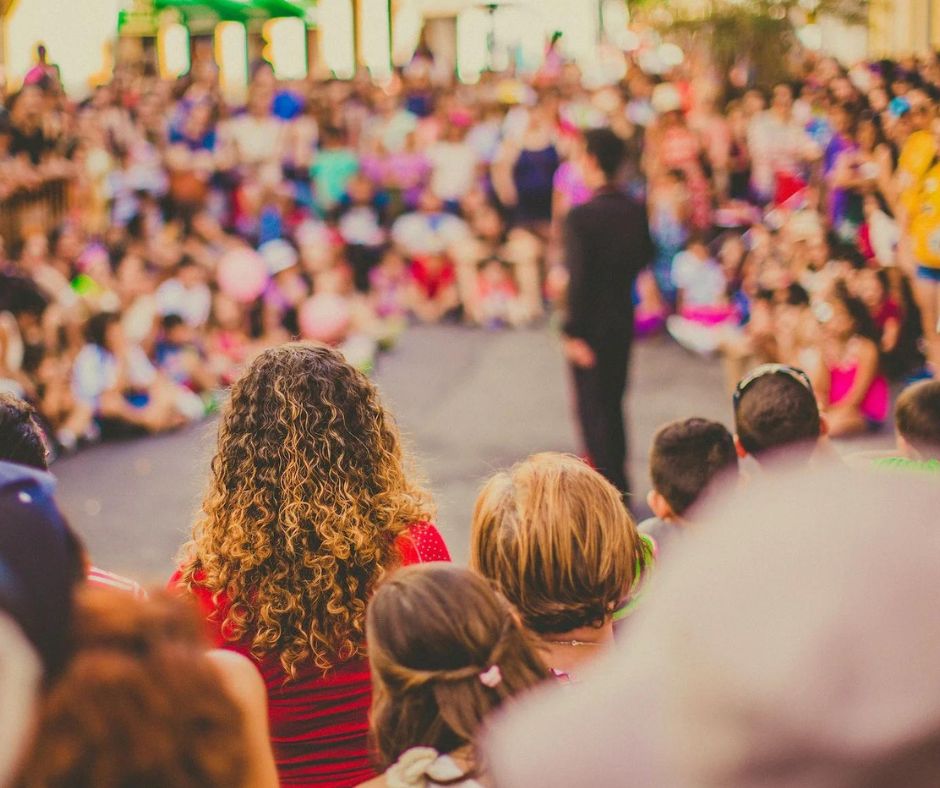 La Confédération Syndicale des Familles se lie à HelloAsso